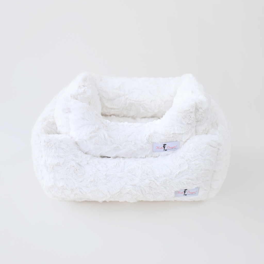 Hello Doggie Bella Dog Bed, Vintage